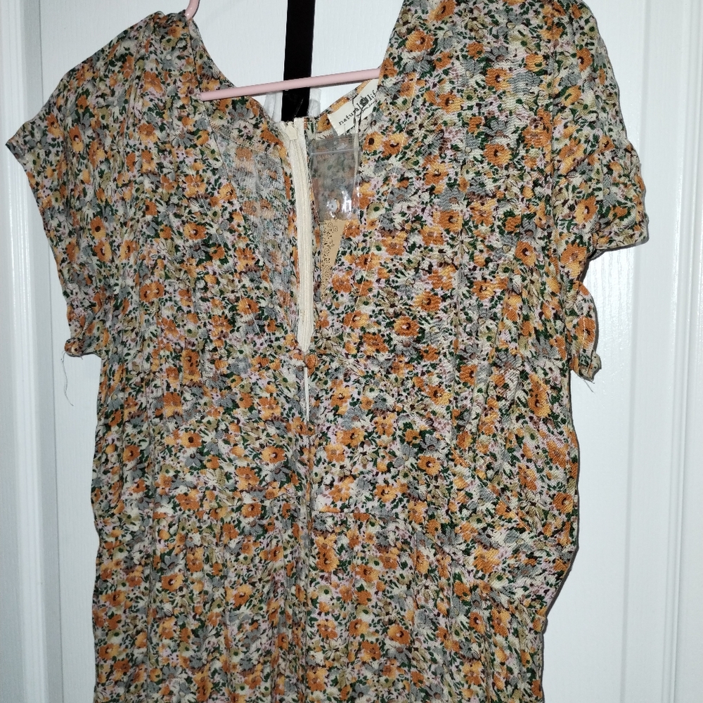 Floral V-Neck Maxi Dress in Brown - Women - Picture 6 of 11